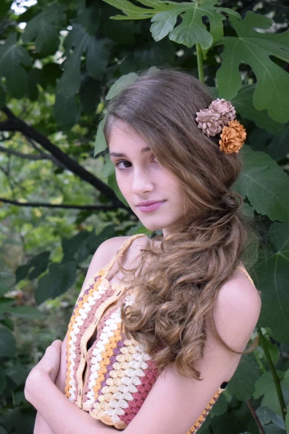 Pasador de flor naranja